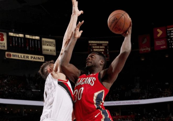 AYX- 二胡独奏踏上幸福路 