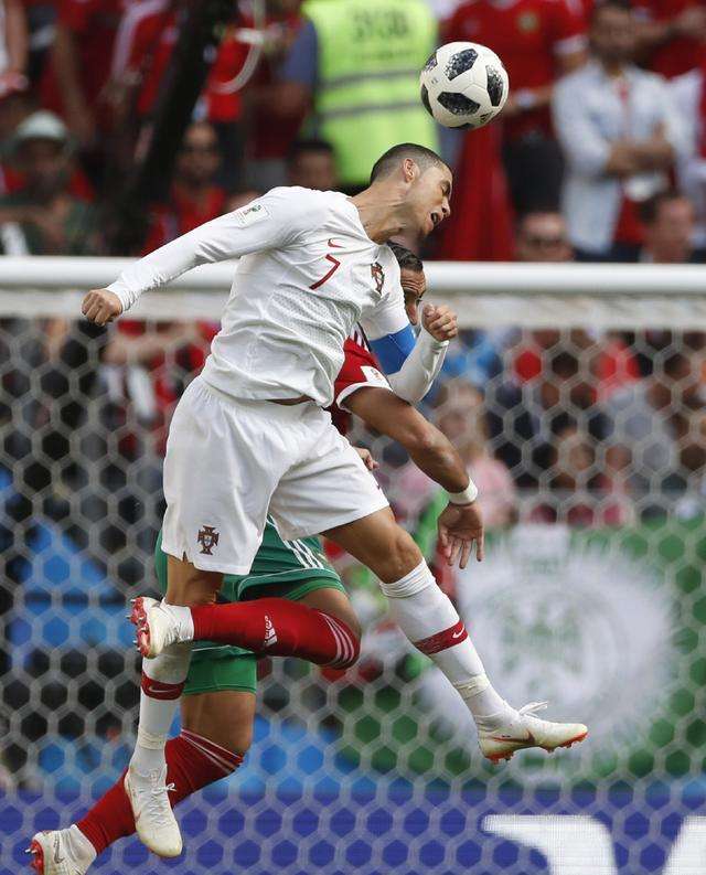 爱游戏-C罗在雄鹿比赛中比分优势明显，绝杀引发热议！的简单介绍